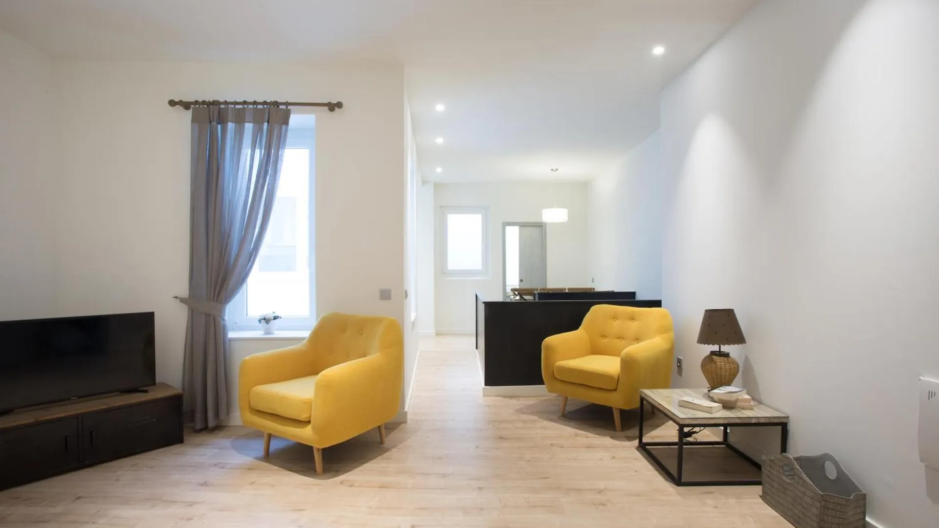 Apartamentos Lanza Seville Apartment