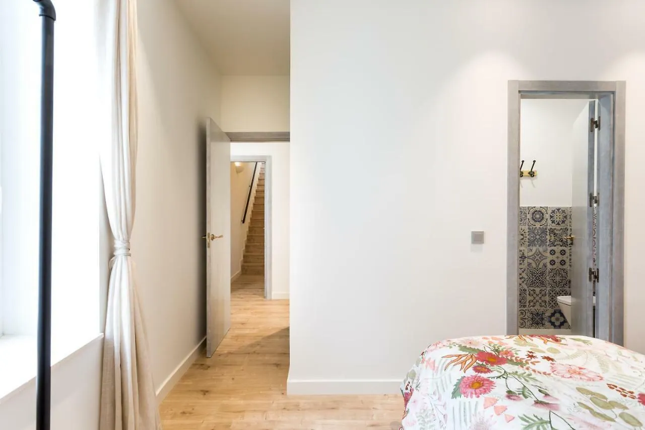 Apartamentos Lanza Seville Apartment