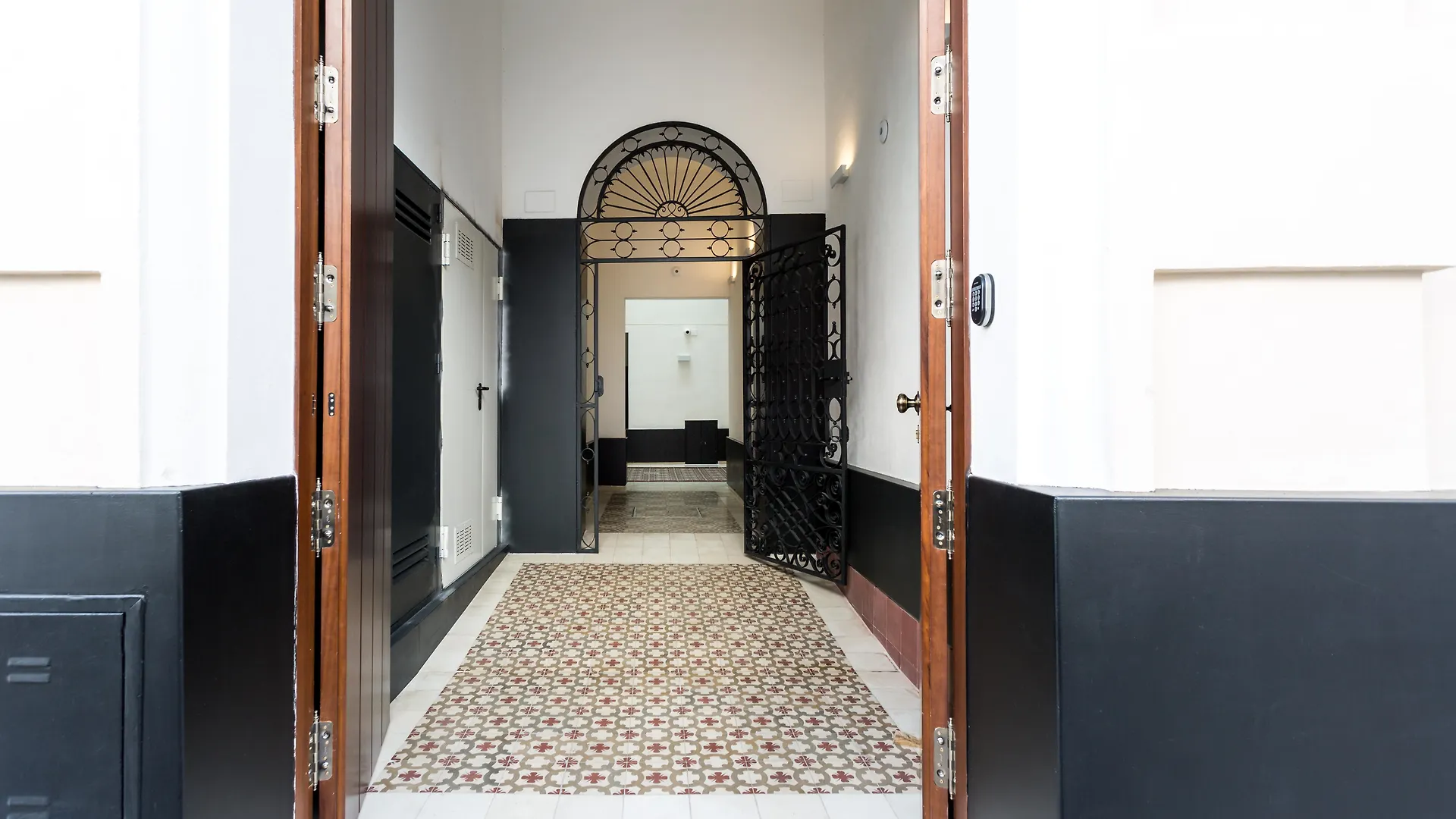 Apartamentos Lanza Seville Apartment